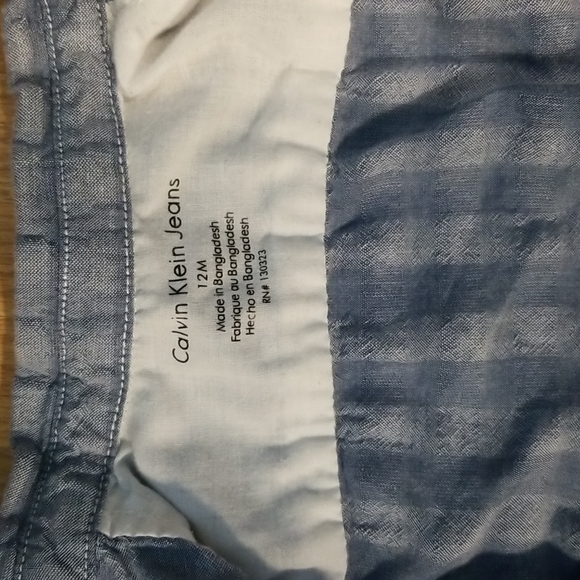 Calvin Klein Jeans blue denim like short sleeve button down shirt 12M - Picture 4 of 6